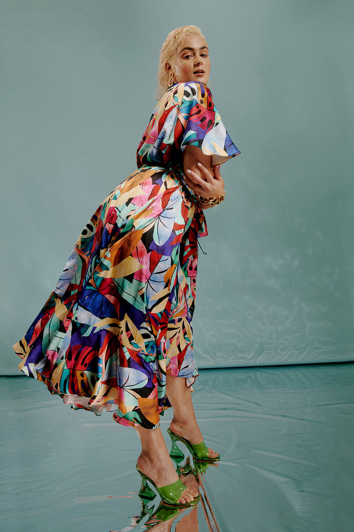 Fresco Batwing Maxi Dress - Rainbow Leaf Print