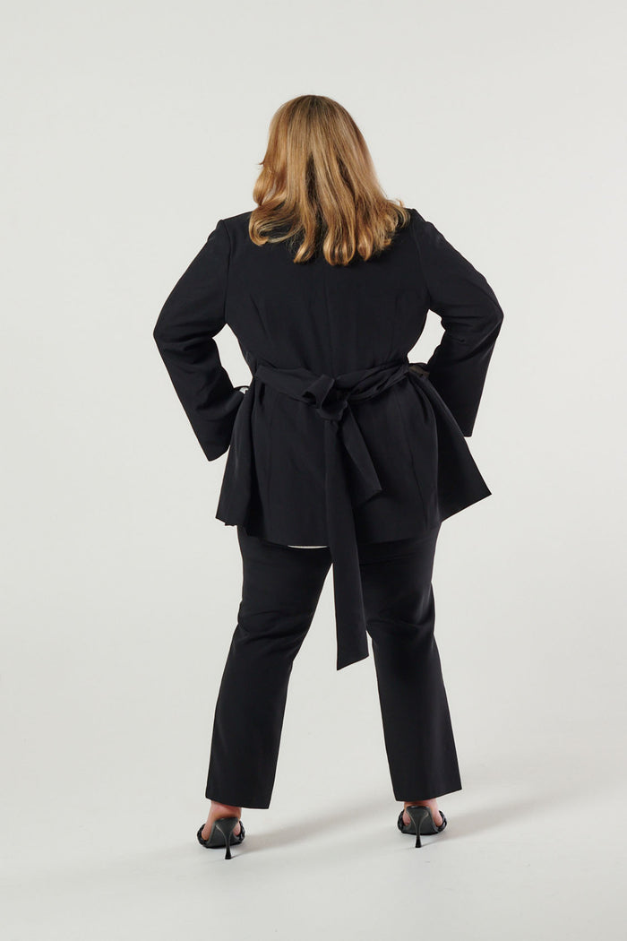 The Perfect Longline Blazer