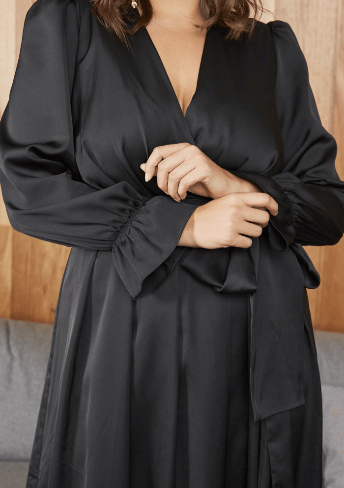 Ninfea Wrap Dress Black